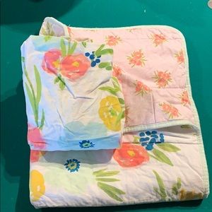 Blanket and crib sheet